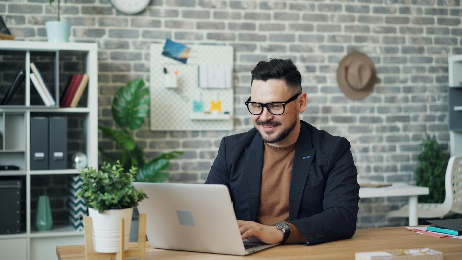Reskilling for Non-Tech Professionals Without Starting Over